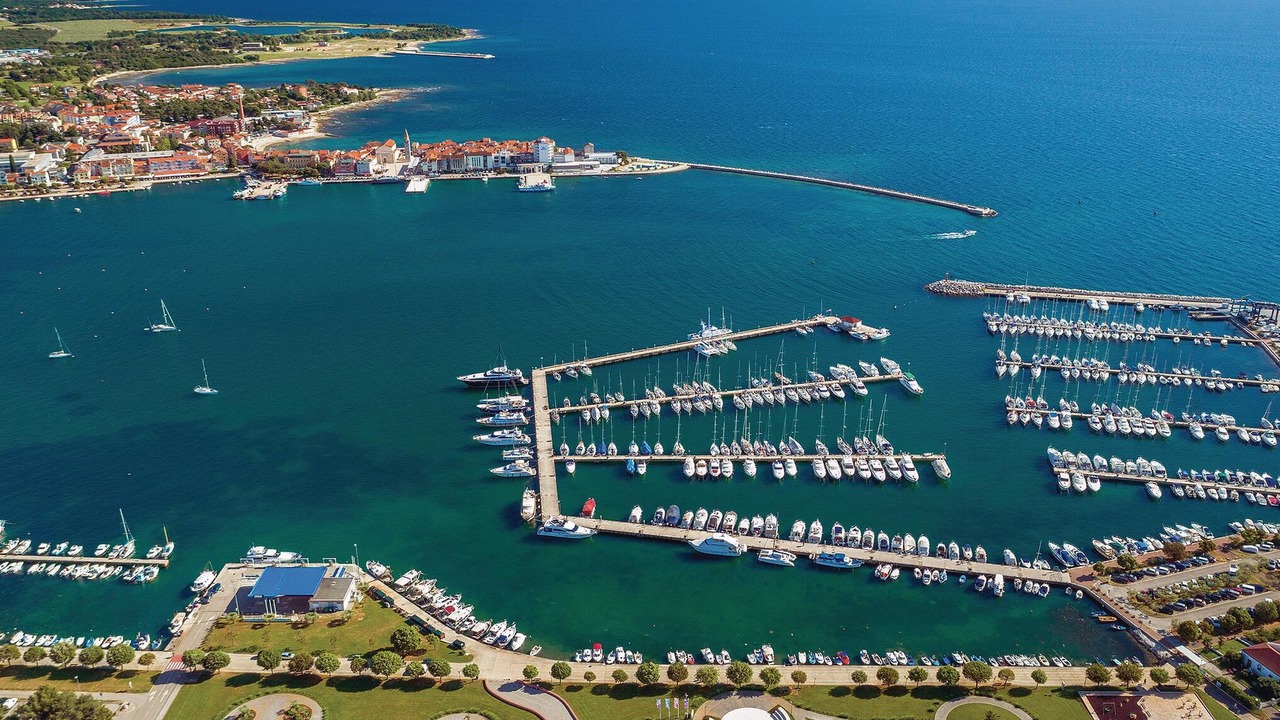 Photo of Others in Kastel