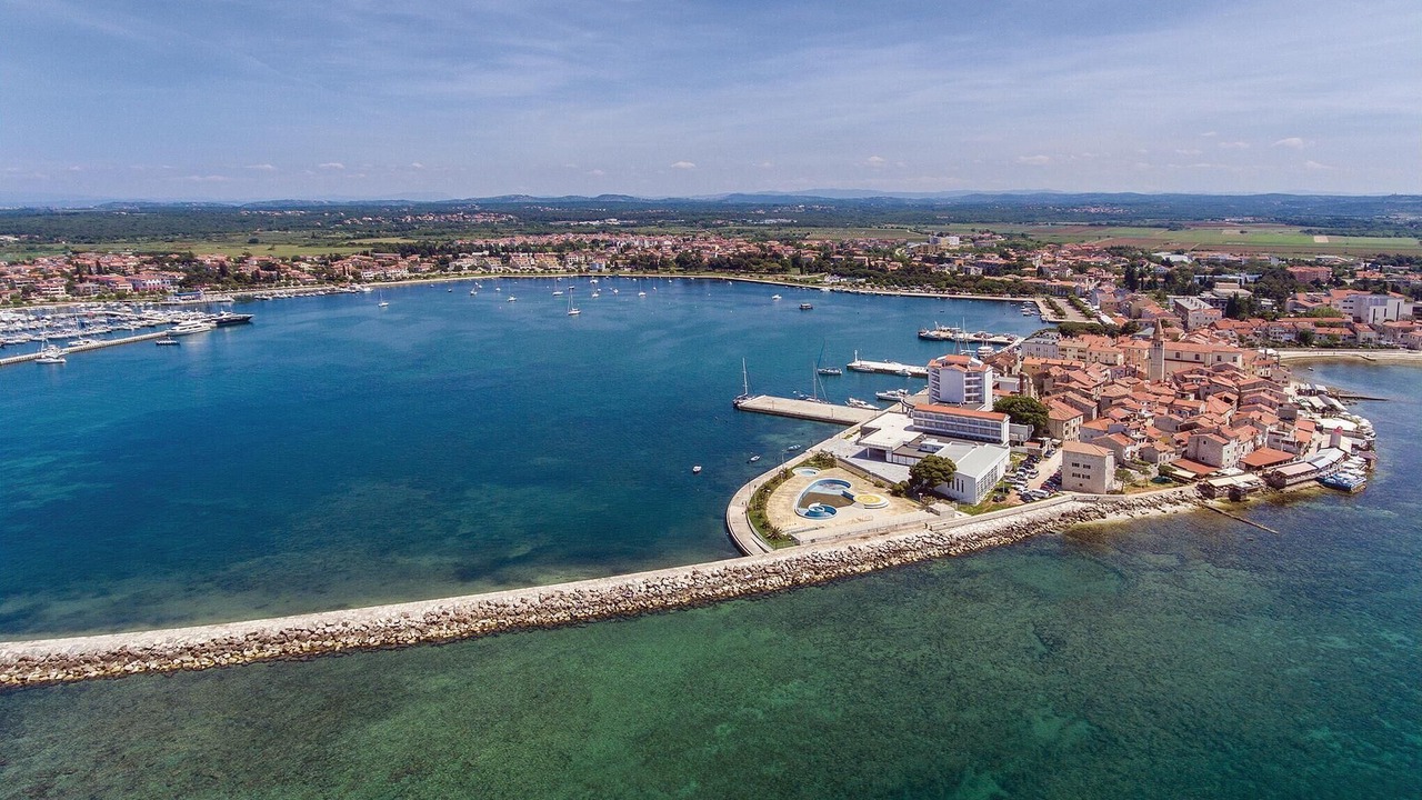 Photo of Others in Kastel