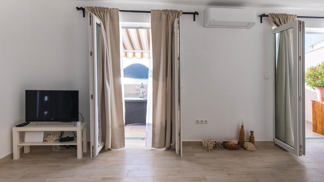 Photo of Bedroom in Blace