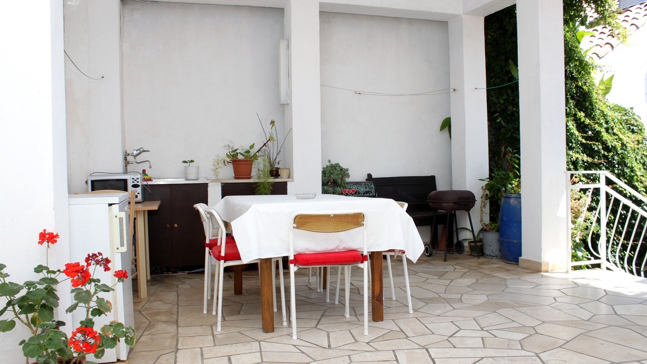 Photo of Others in Ploce
