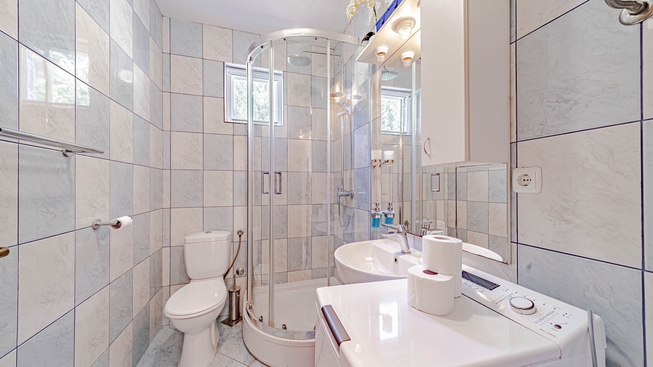 Photo of Bathroom in Ubli