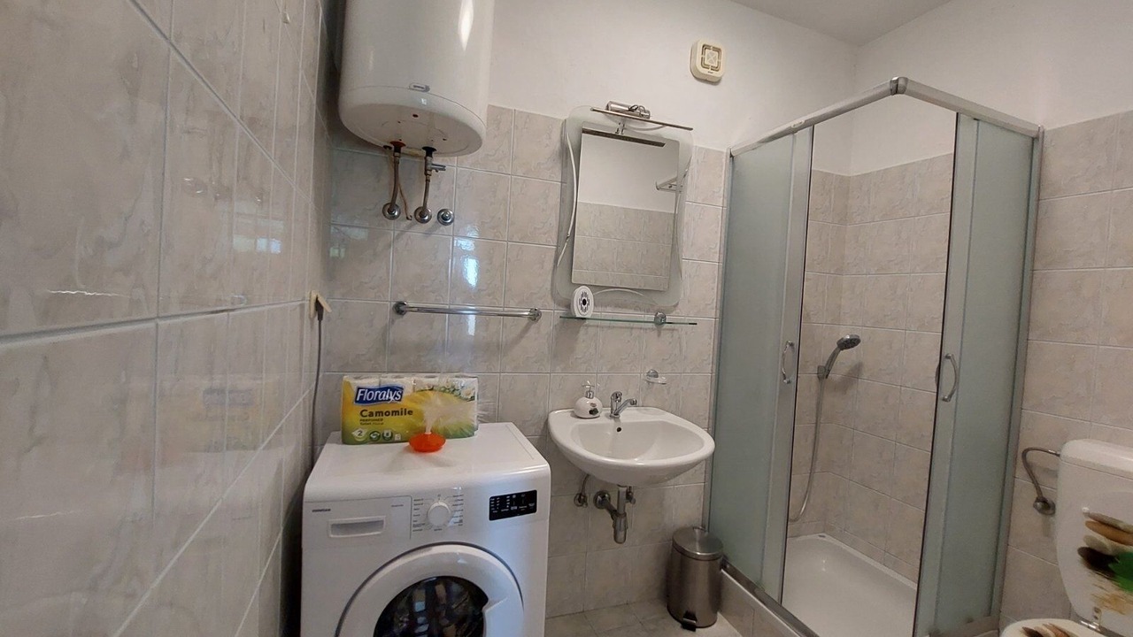 Photo of Bathroom in Plat