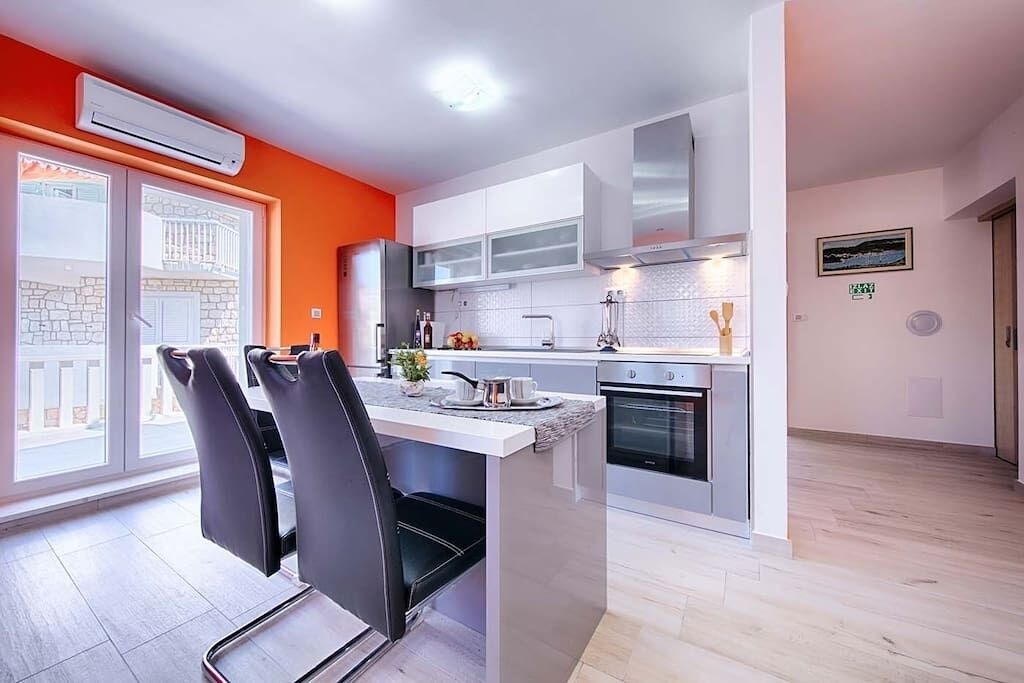 Photo of Others in Stiniva