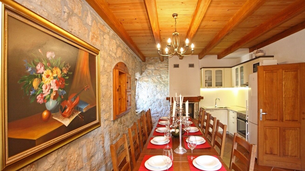 Photo of Others in Zena Glava