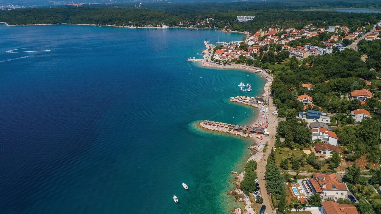 Photo of Others in Njivice