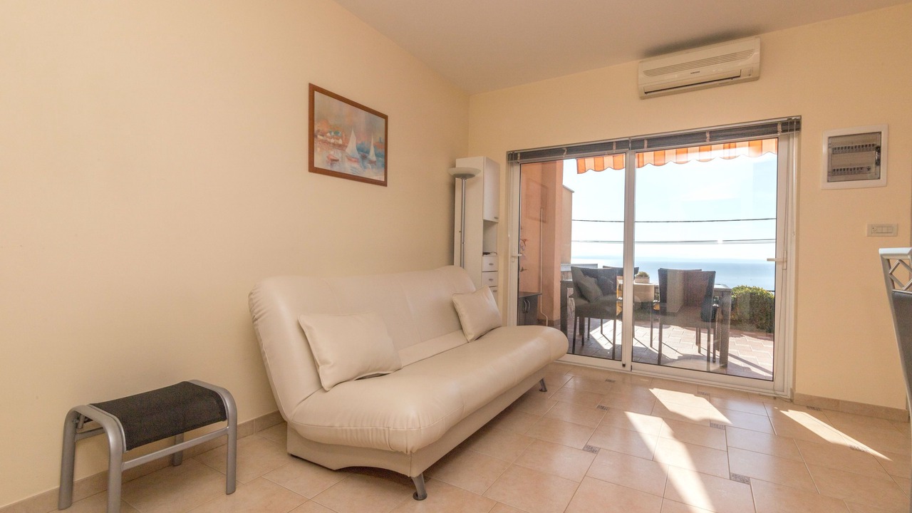 Photo of Livingroom in Icici
