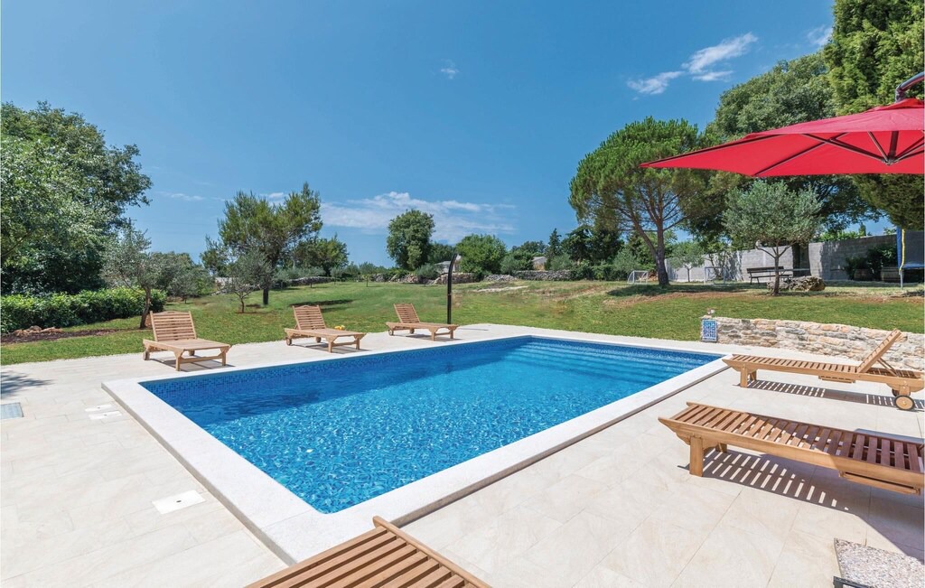 Photo of Outdoor in Divsici