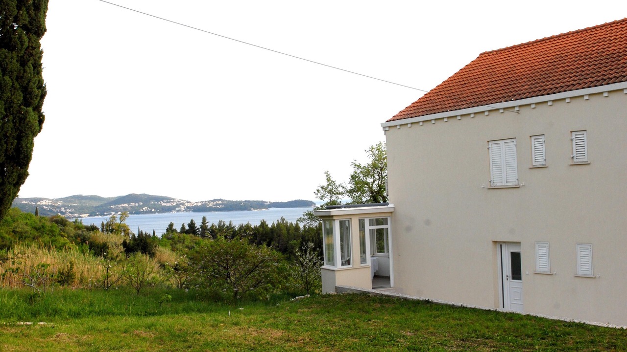 Photo of Outdoor in Petraca