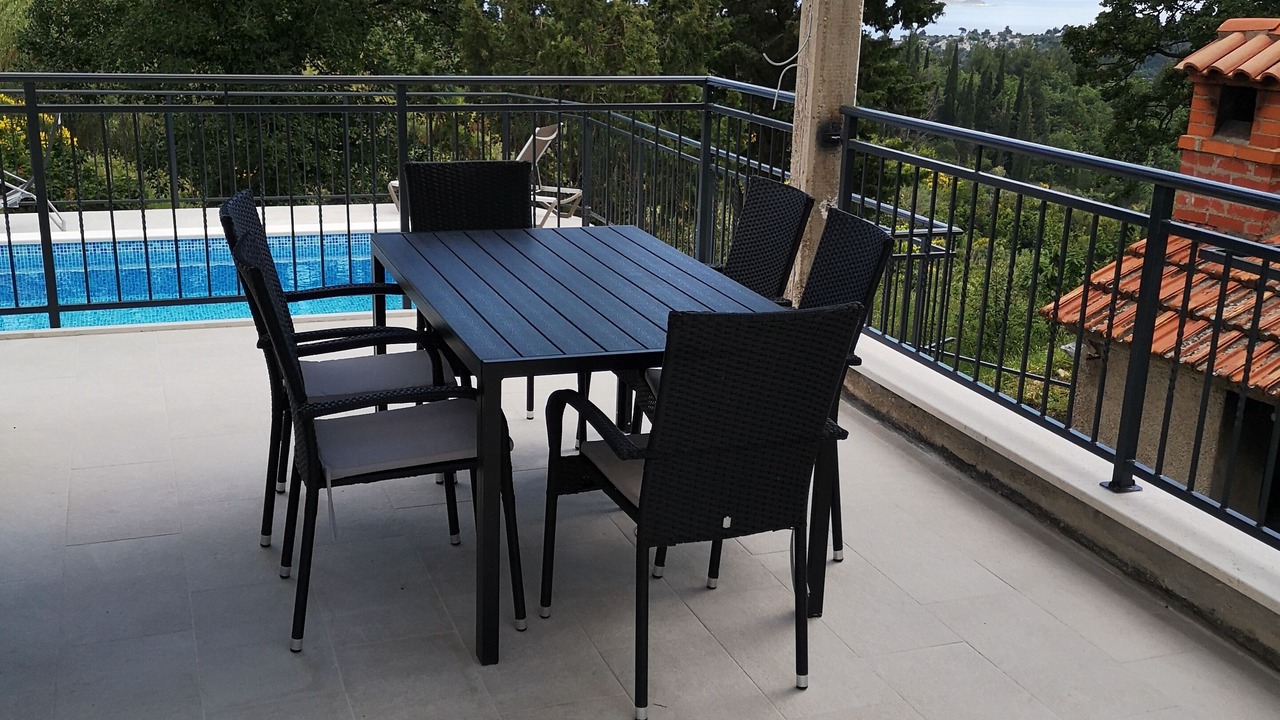 Photo of Outdoor in Petraca
