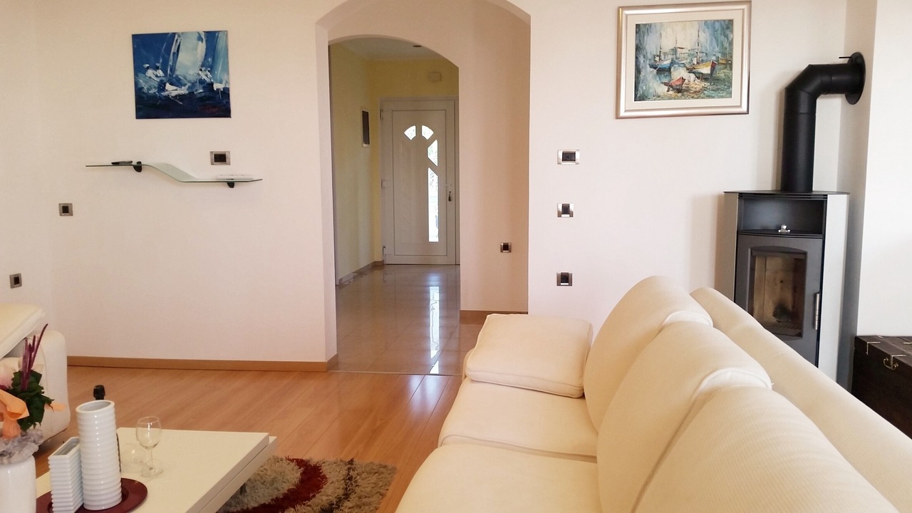 Photo of Livingroom in Icici