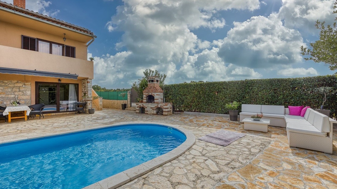 Photo of Patio Balcony in Sveti Lovrec