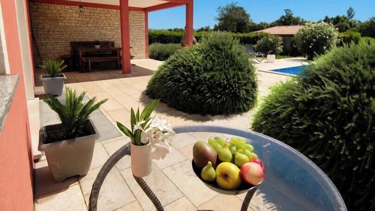 Photo of Patio Balcony in Rebici