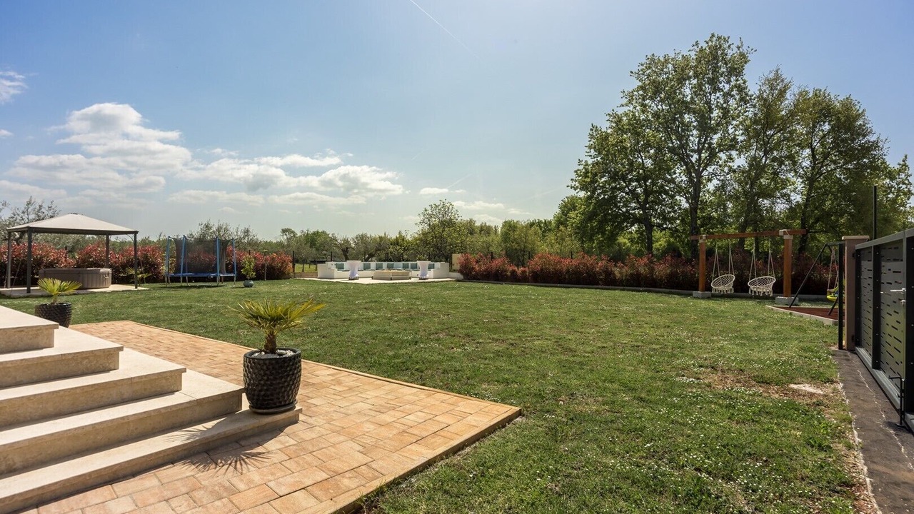 Photo of Outdoor in Antonci