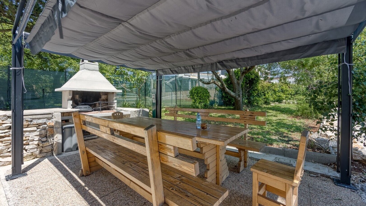 Photo of Outdoor in Cervar