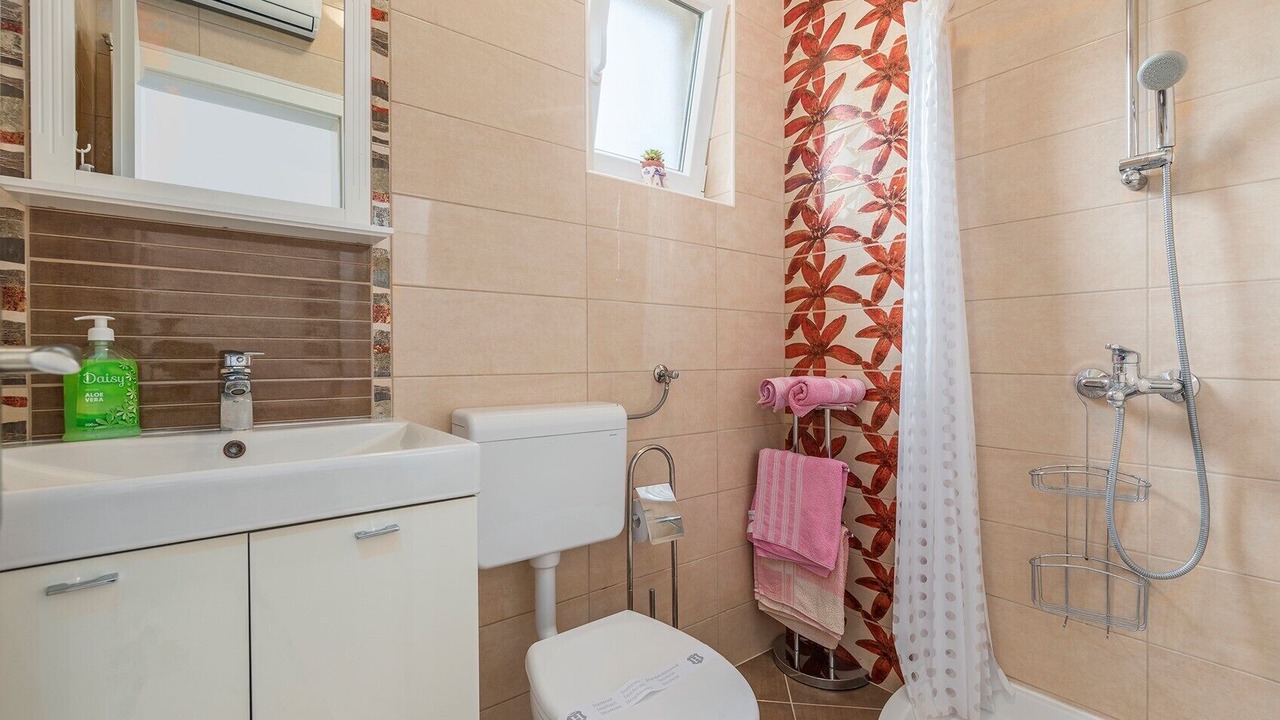 Photo of Bathroom in Vrvari