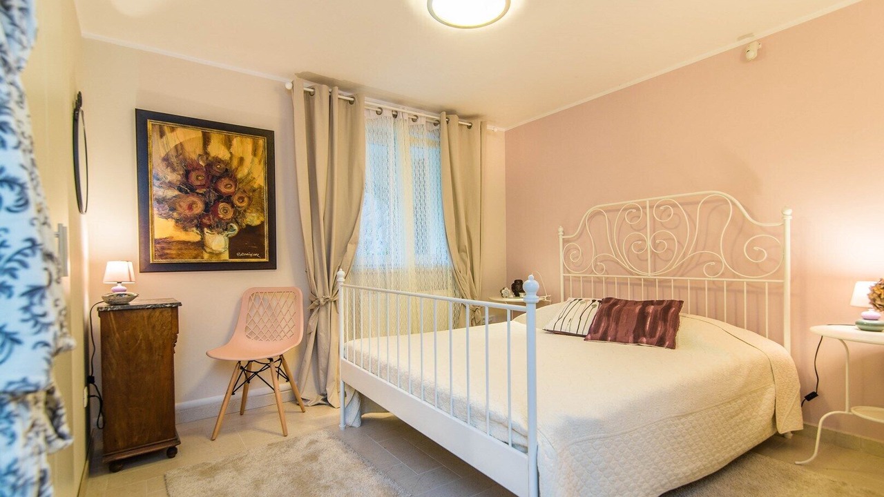 Photo of Bedroom in Opric