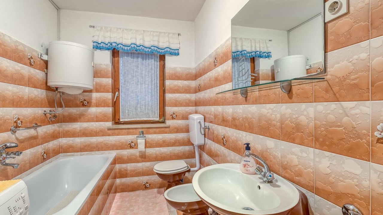 Photo of Bathroom in Funtana