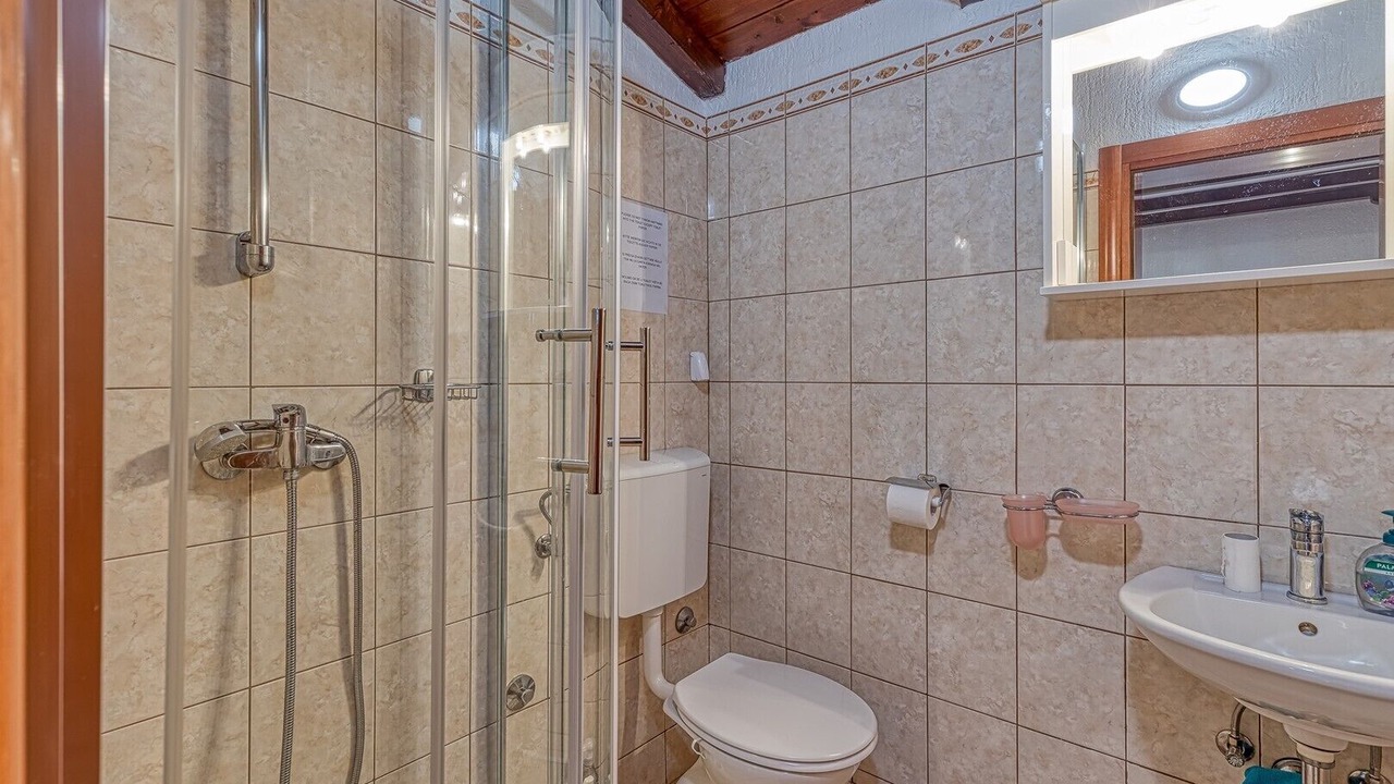 Photo of Bathroom in Funtana
