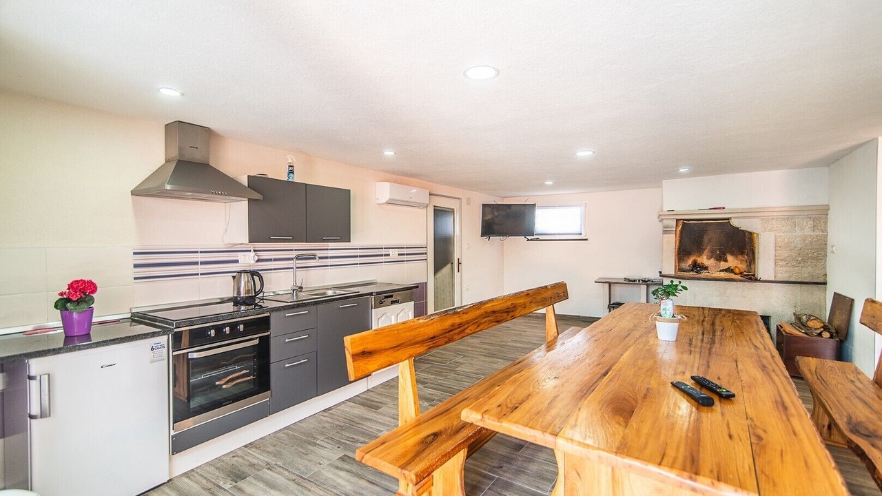 Photo of Kitchen in Tinjan