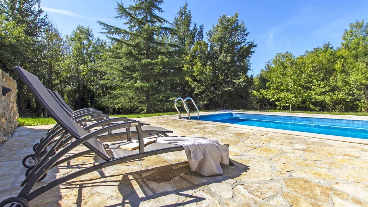 Photo of Outdoor in Topid