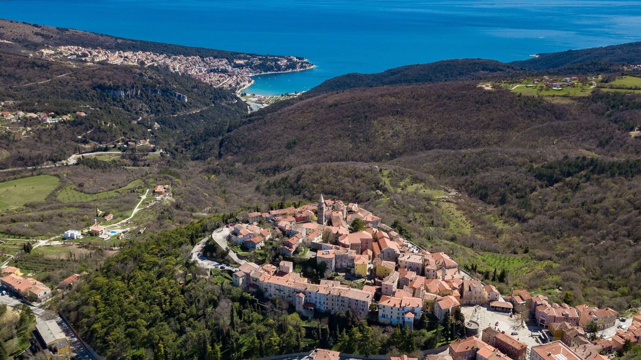 Photo of Others in Salakovci