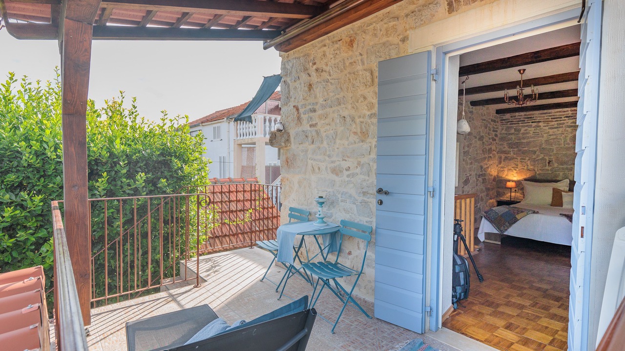 Photo of Patio Balcony in Preko