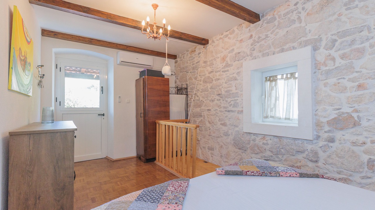 Photo of Bedroom in Preko