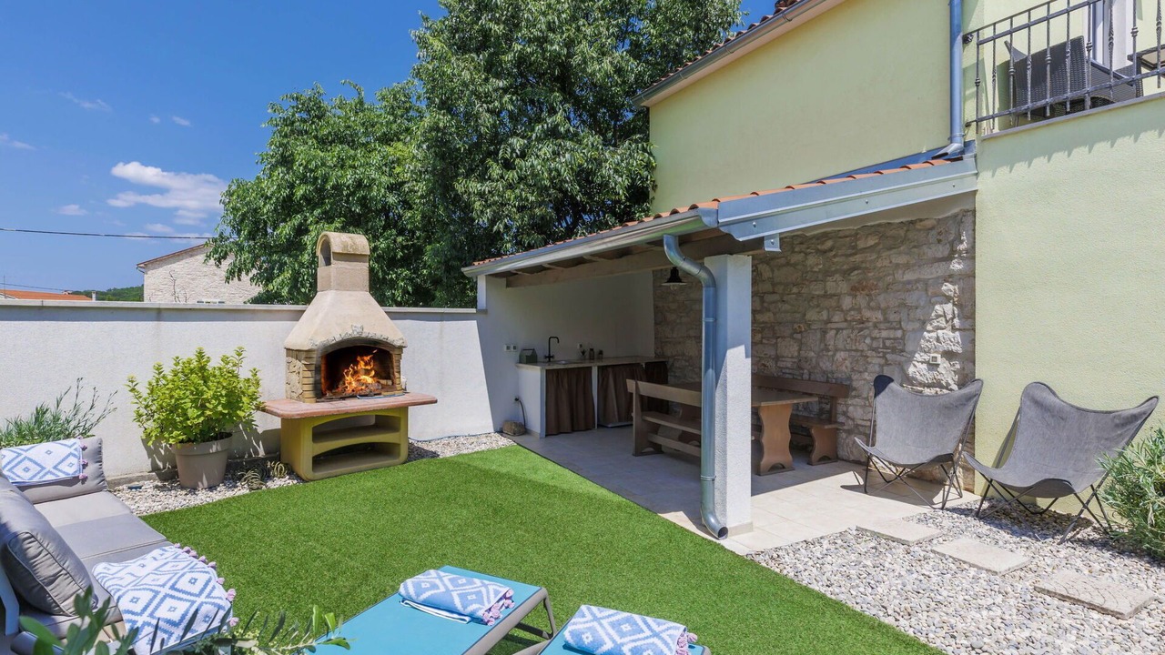 Photo of Outdoor in Bubani