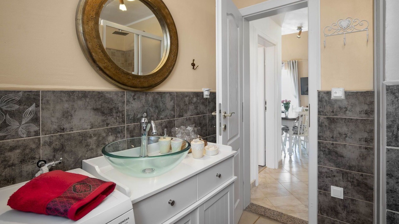 Photo of Bathroom in Loborika