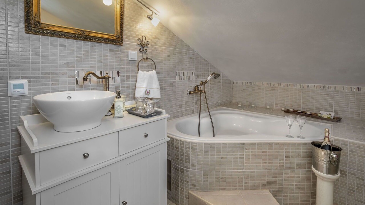 Photo of Bathroom in Loborika
