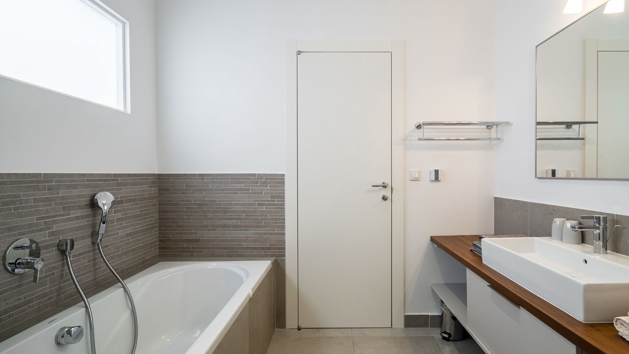 Photo of Bathroom in Slatine