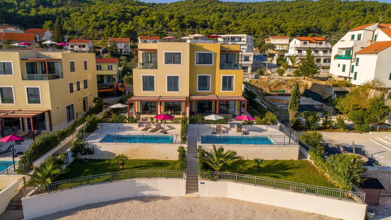 Photo of Outdoor in Slatine
