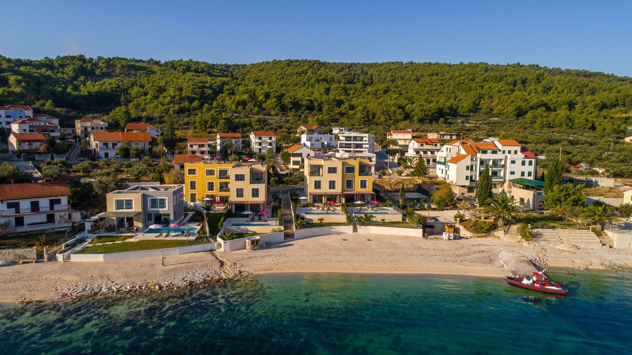 Photo of Outdoor in Slatine