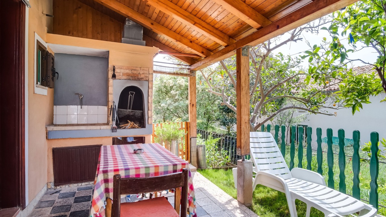 Photo of Outdoor in Cove Murtar