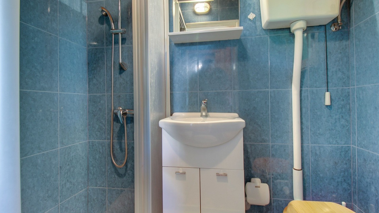 Photo of Bathroom in Cove Murtar