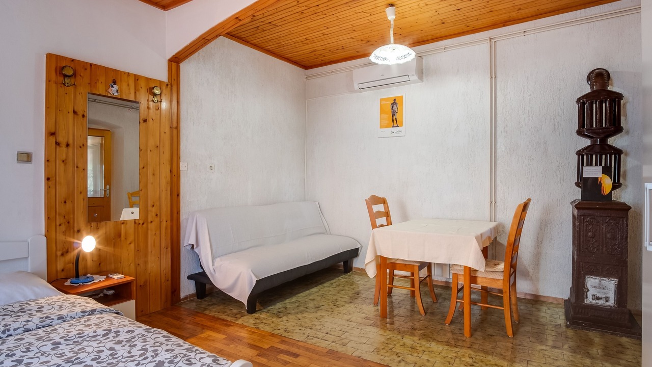 Photo of Livingroom in Cove Murtar