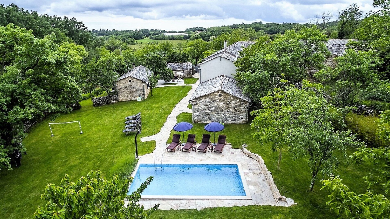 Photo of Outdoor in Pazin