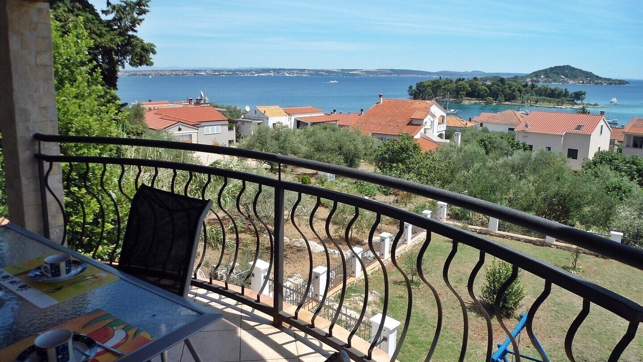 Photo of Outdoor in Preko