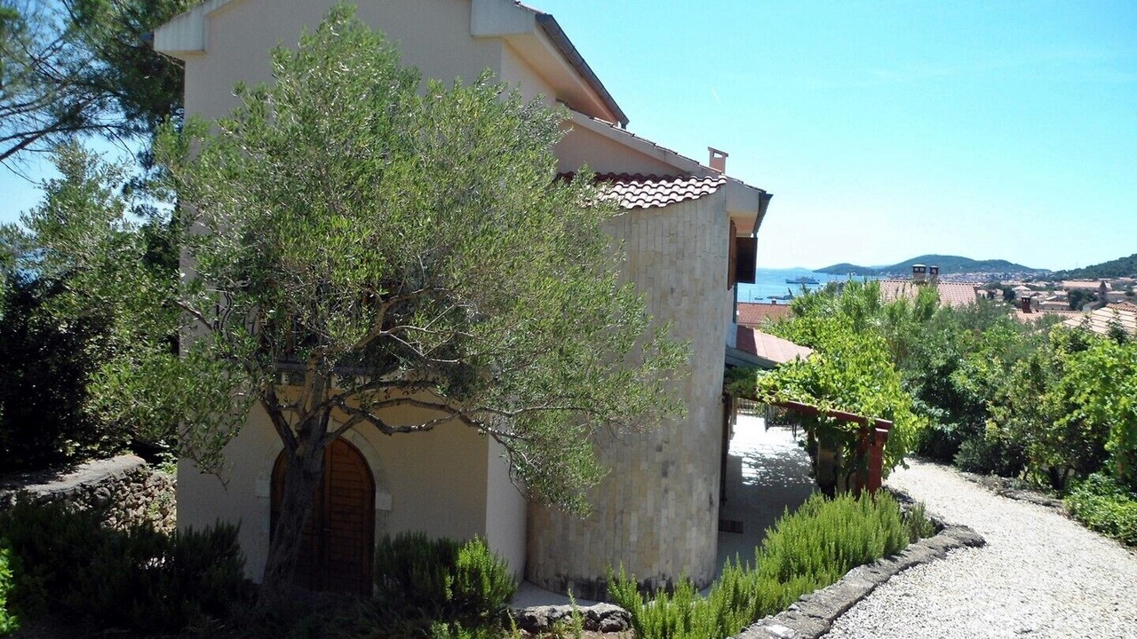 Photo of Outdoor in Preko