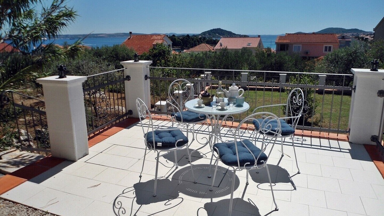 Photo of Outdoor in Preko