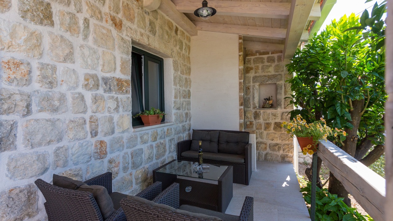 Photo of Patio Balcony in Orasac