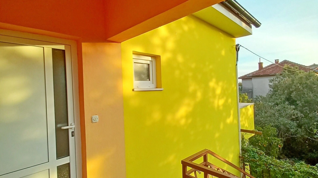 Photo of Outdoor in Petrcane