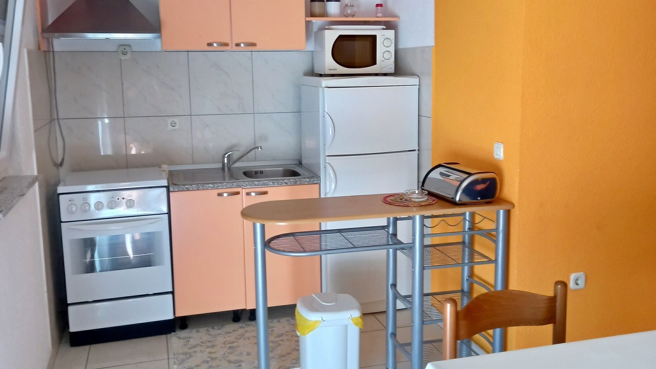 Photo of Kitchen in Petrcane