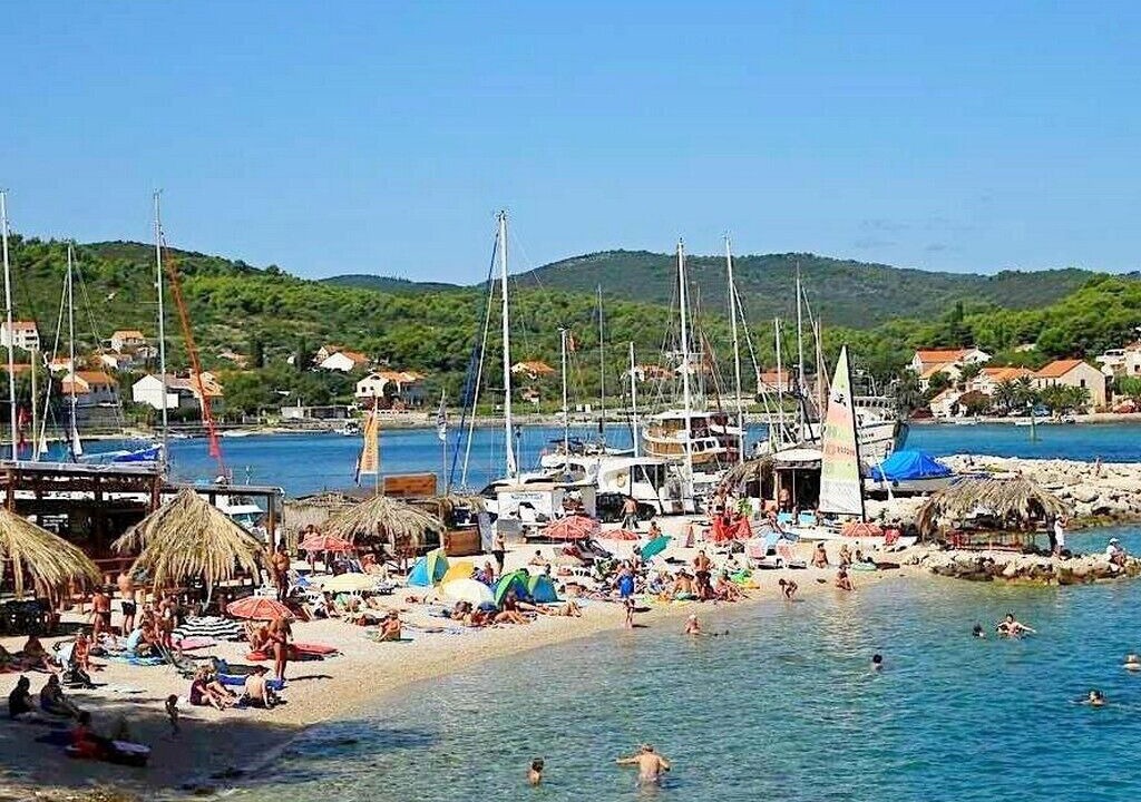 Photo of Others in Lumbarda