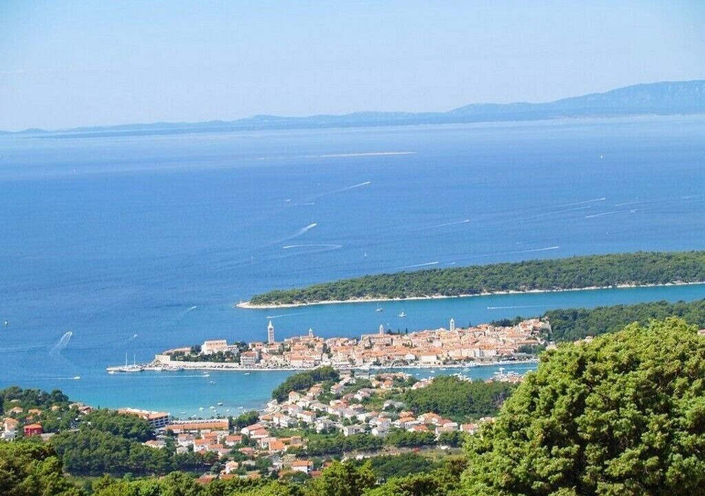 Photo of Outdoor in Banjol