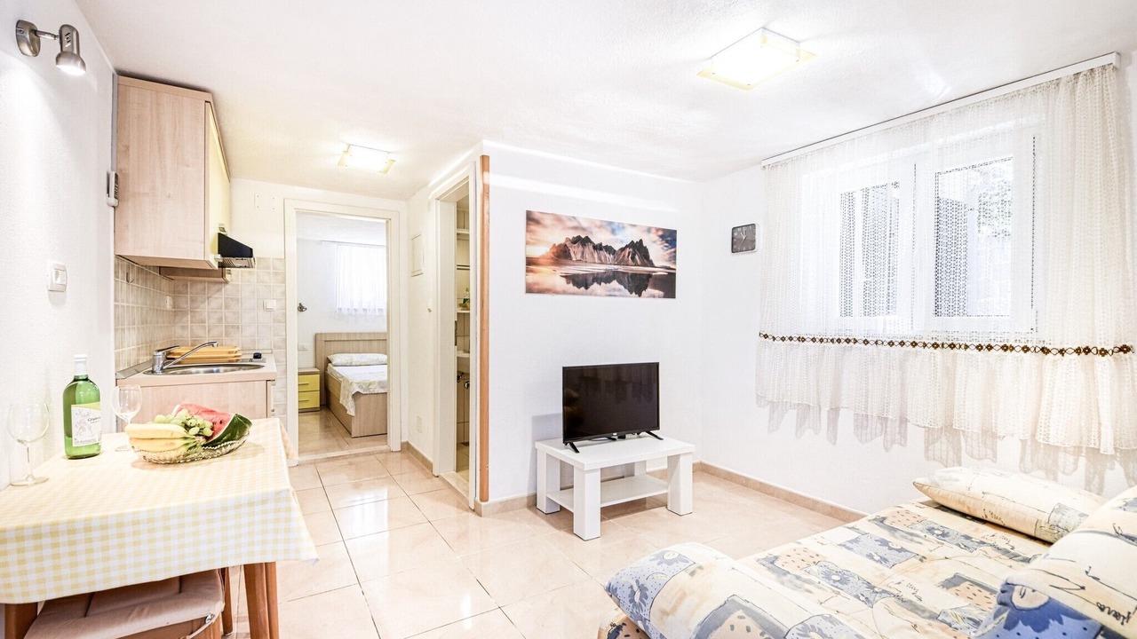 Photo of Bedroom in Povlja