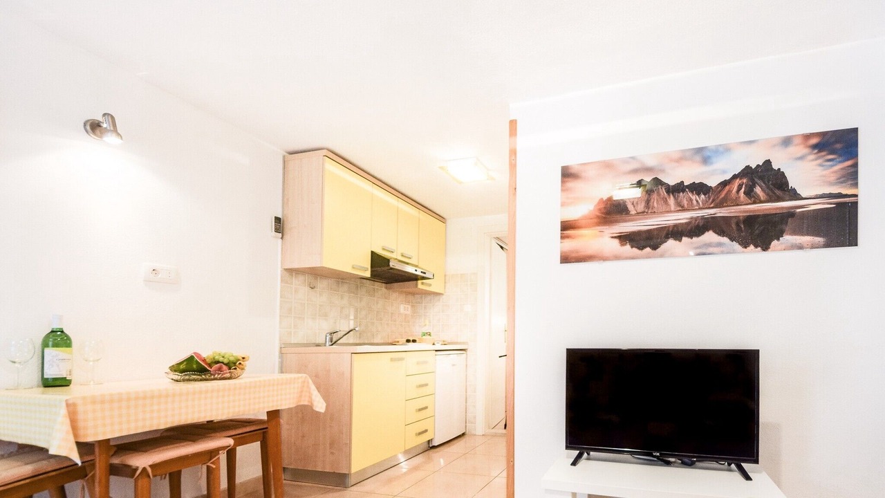 Photo of Kitchen in Povlja