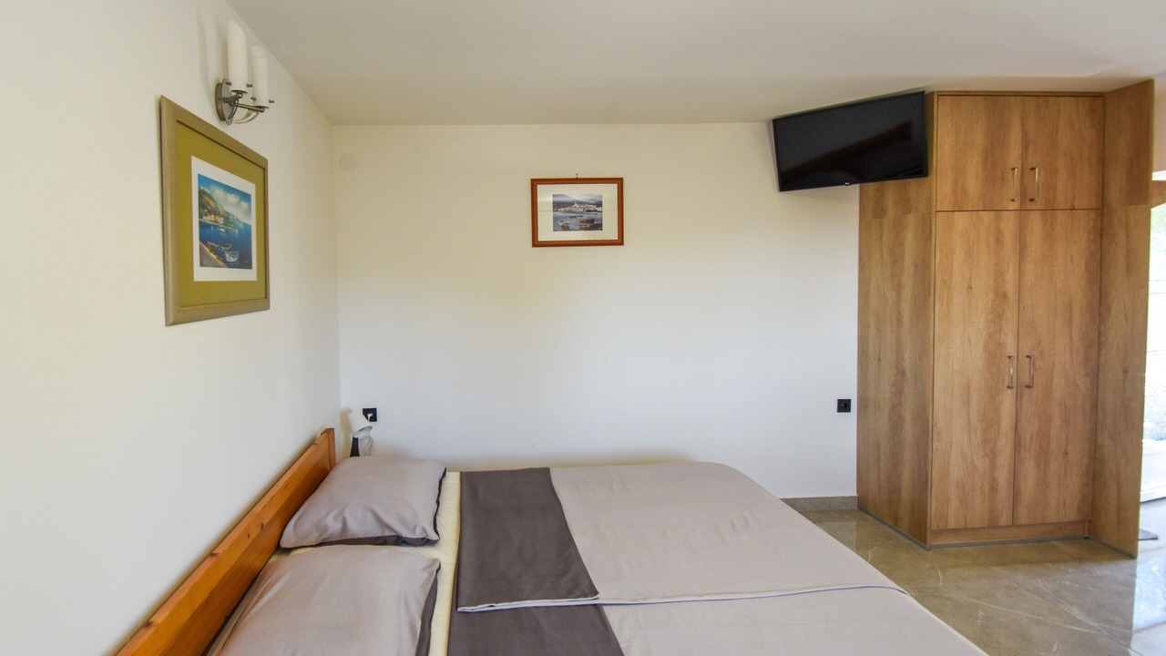 Photo of Bedroom in Banjol