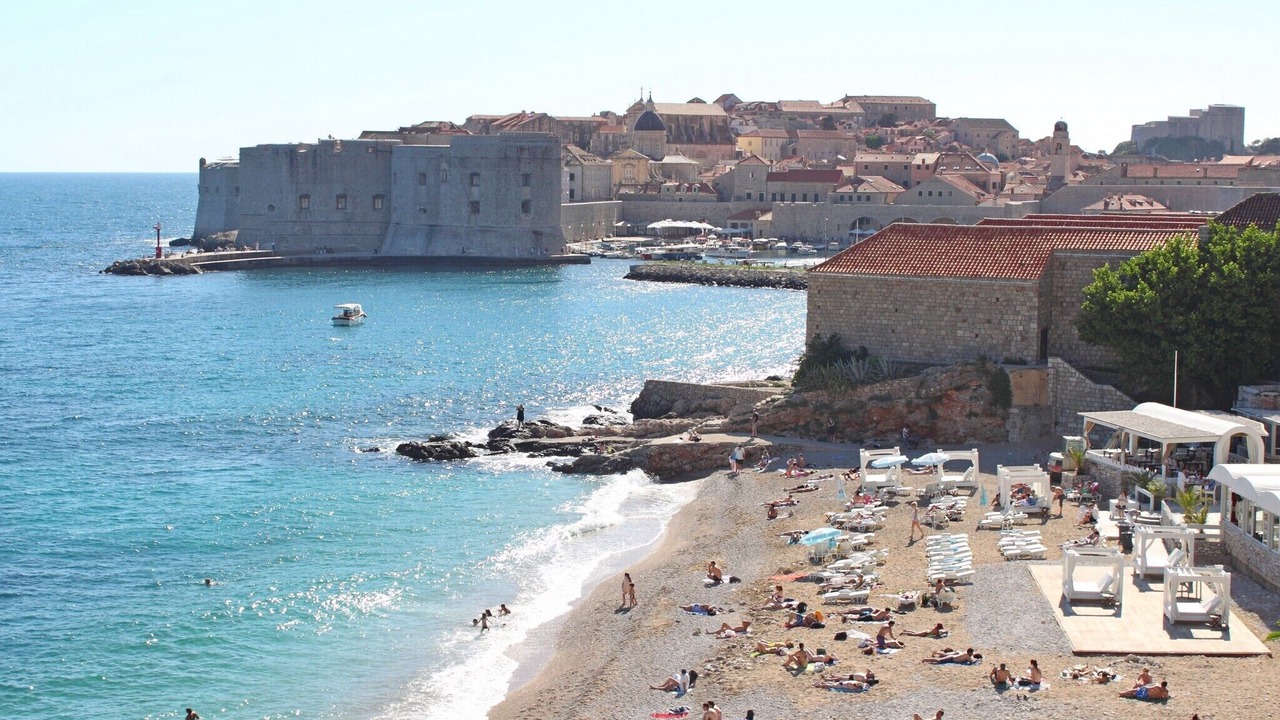 Photo of Others in Ploce