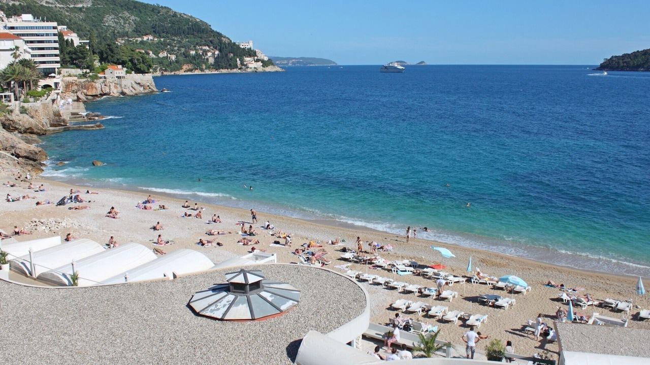 Photo of Others in Ploce